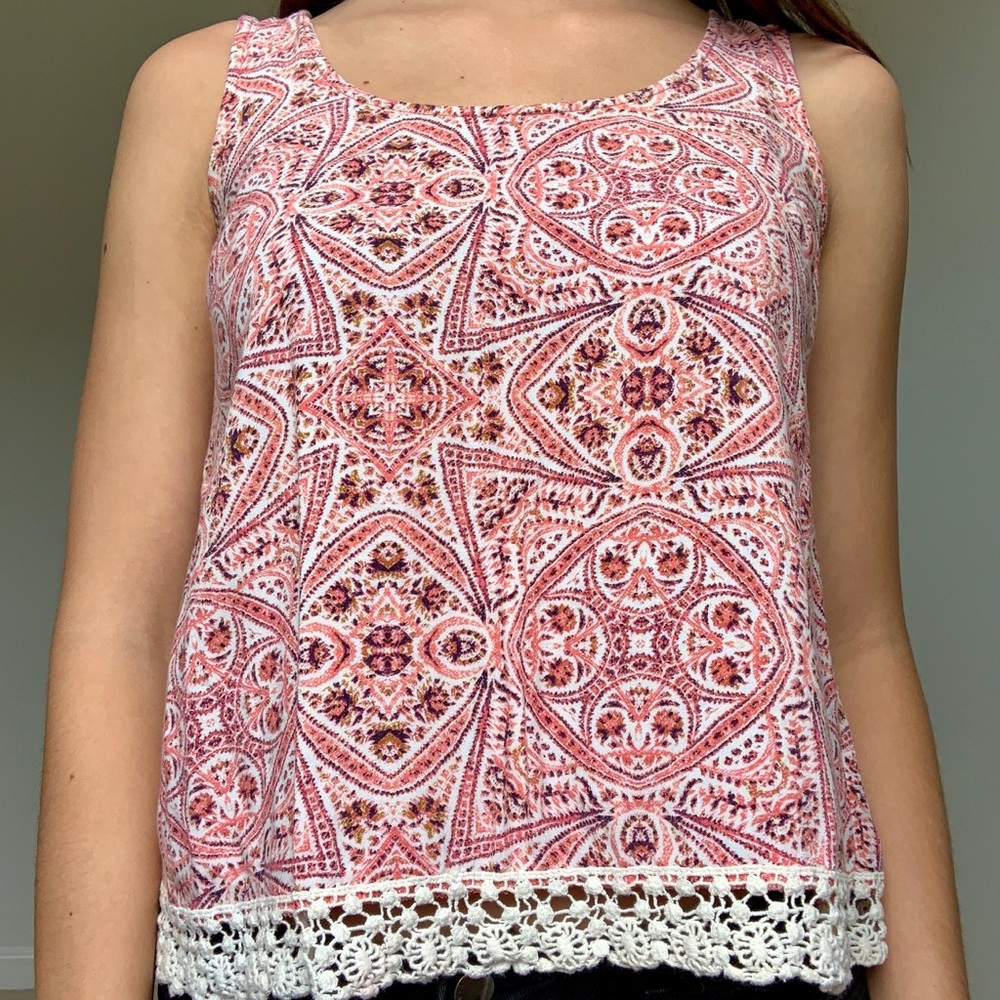 Patterned pink top
